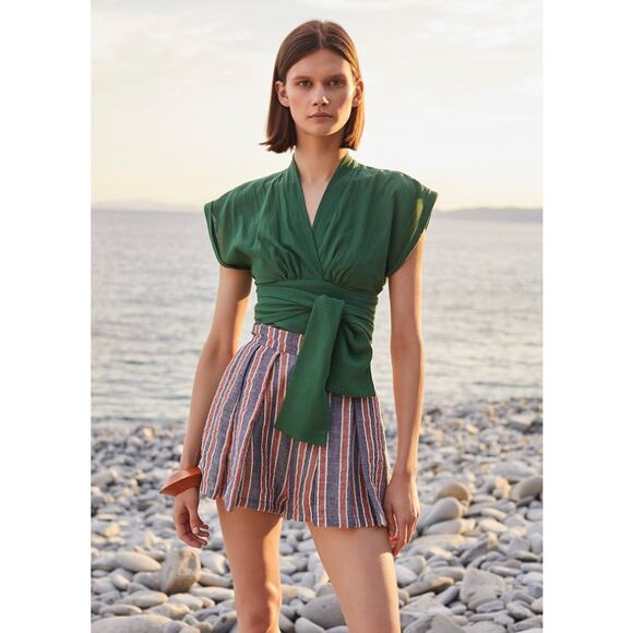 Three‎ Graces London Serena Cotton Wrap Top Sz 8 White Old Money Vacation - Picture 2 of 9